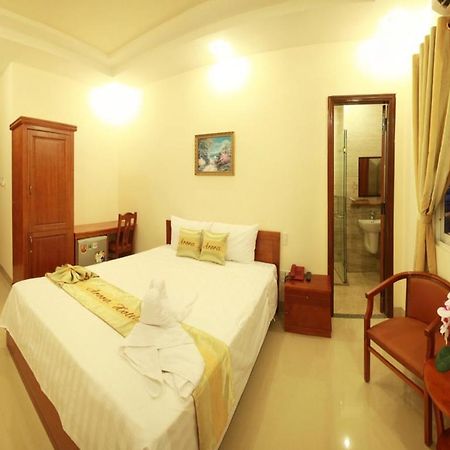 Arora Hotel Da Nang Exterior photo
